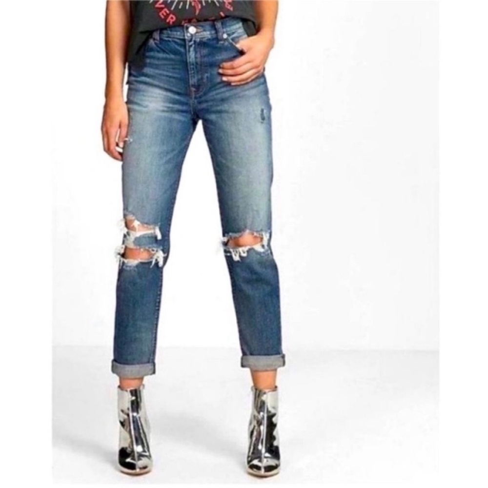 Express Girlfriend High Rise Distressed Jeans Size 2